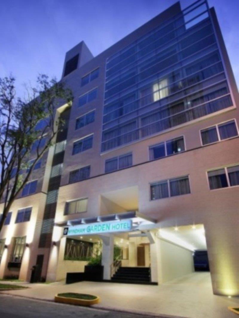 Wyndham Garden Kota Panama Bagian luar foto
