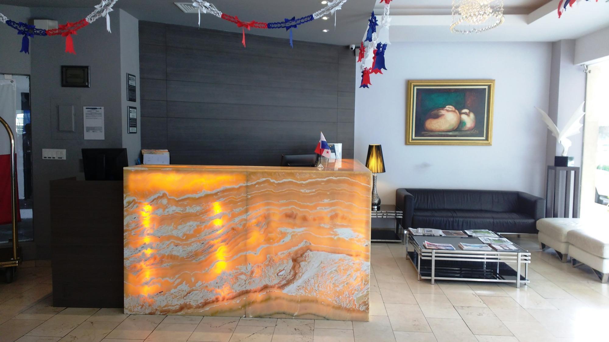 Wyndham Garden Kota Panama Bagian luar foto