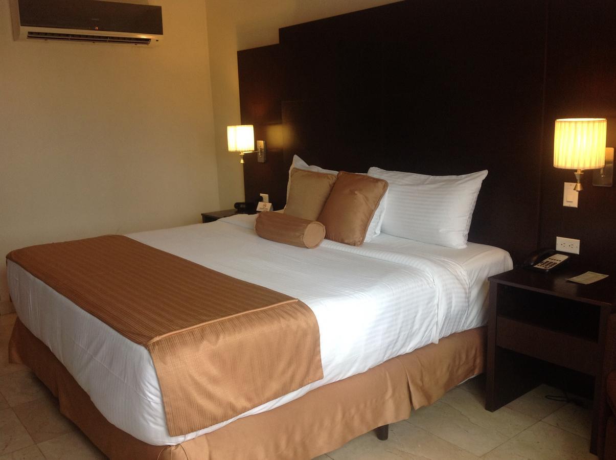 Wyndham Garden Kota Panama Ruang foto